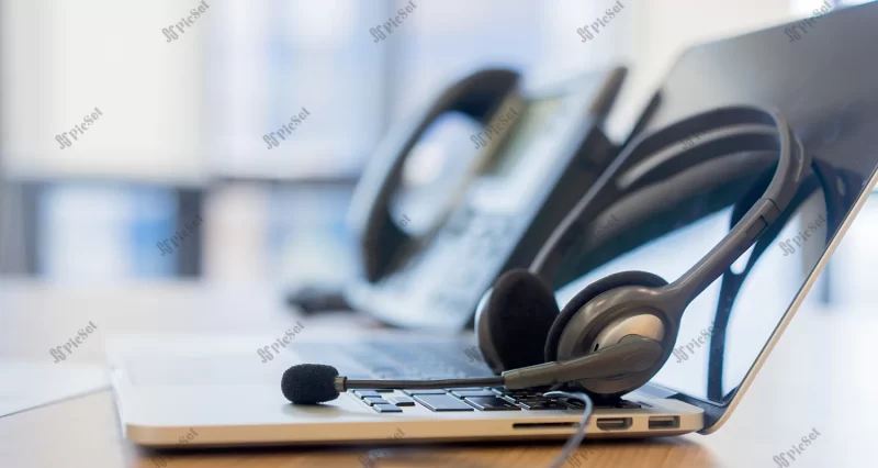 call center headset device telephone voip system / دستگاه هدست هدفون و لپتاپ، مرکز تماس تلفن سیستم ویپ