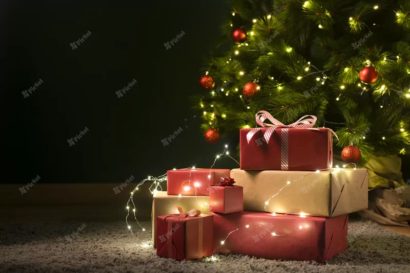 front view christmas tree gifts / جعبه هدیه درخت کریسمس