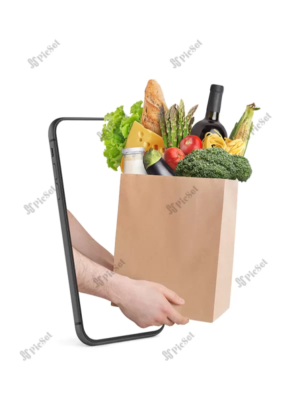 online food delivery concept hands with package groceries phone / بسته بندی مواد غذایی، میوه و سبزیجات مفهوم تحویل غذا به صورت آنلاین با موبایل گوشی همراه